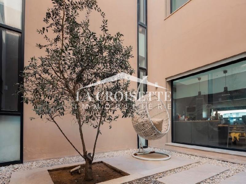 Villa S+4 avec piscine à La Soukra